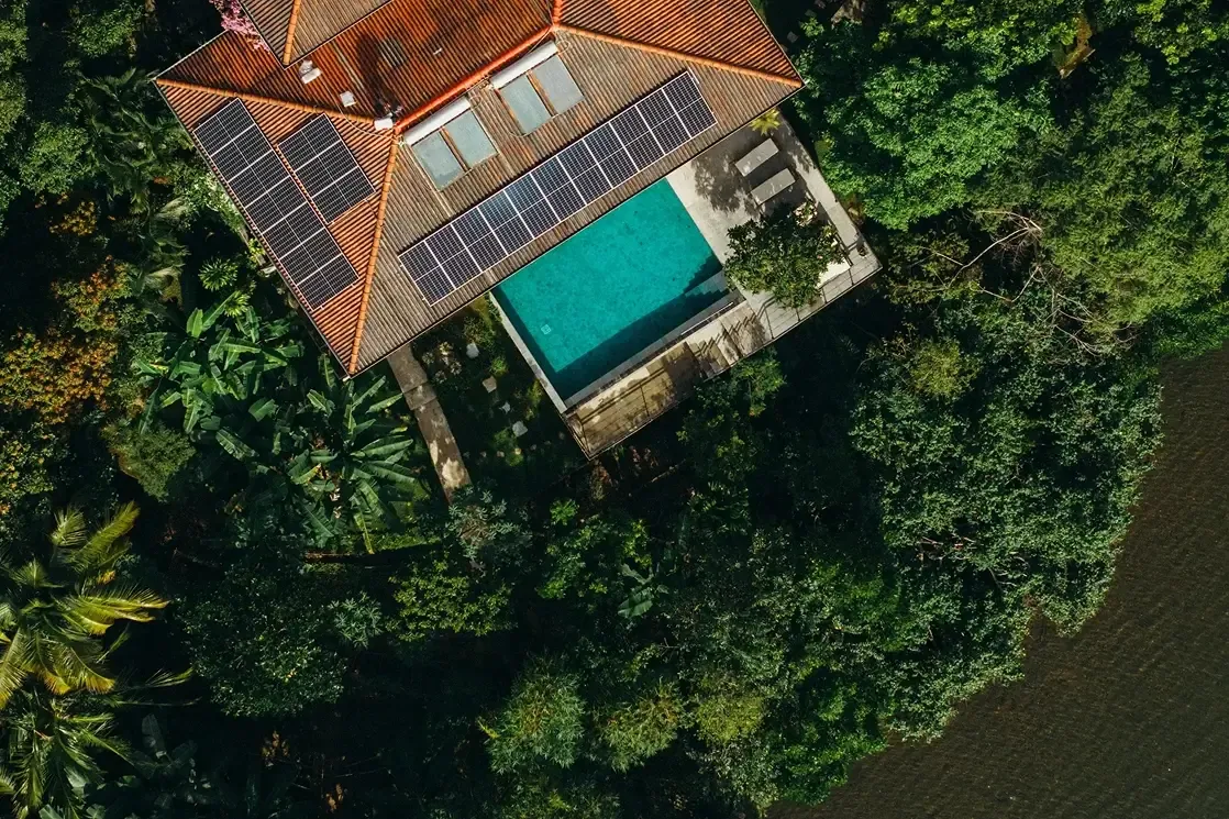 Pool, lawns and communal spaces